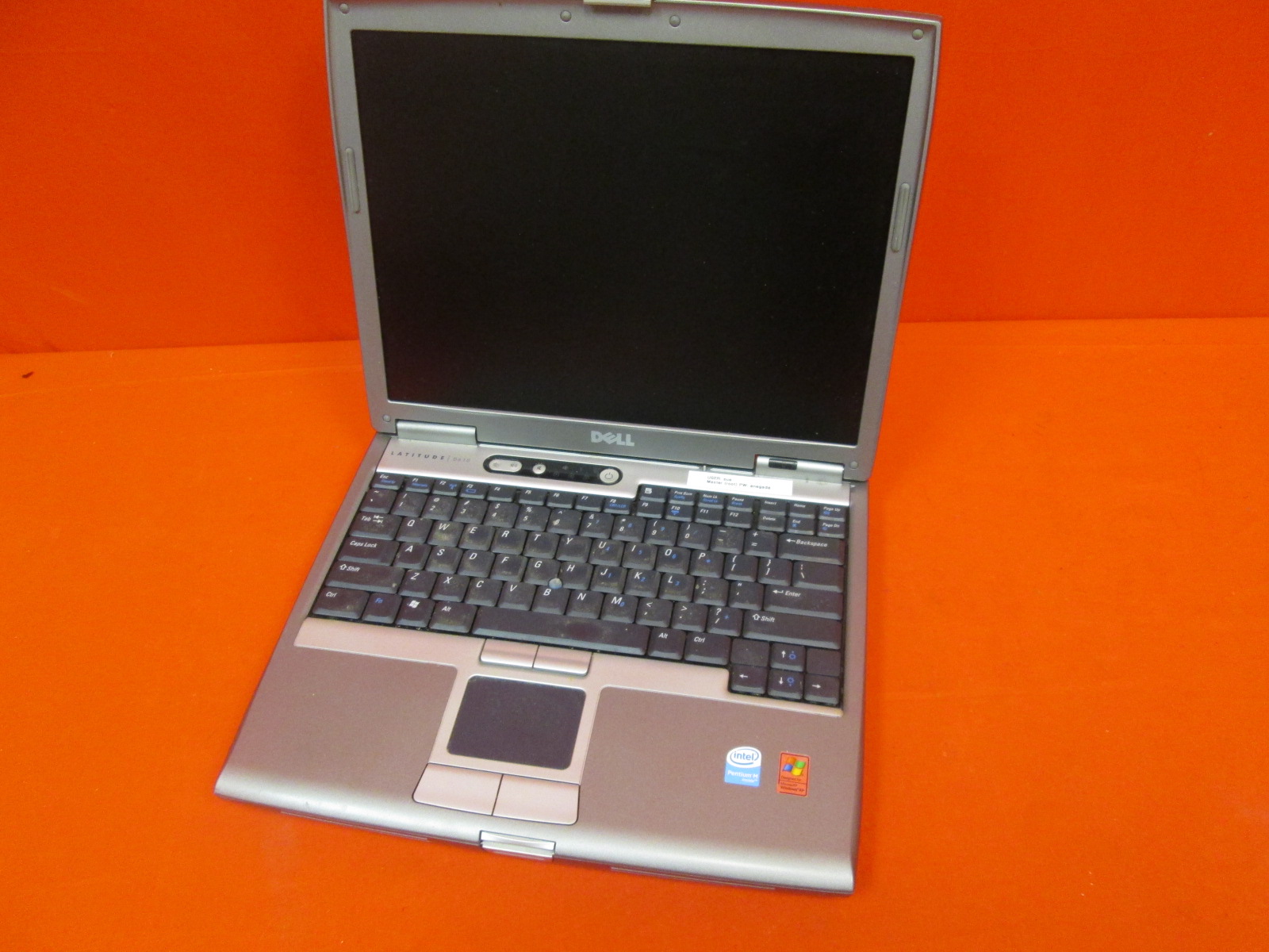 Dell Latitude D610 Laptop User Manual